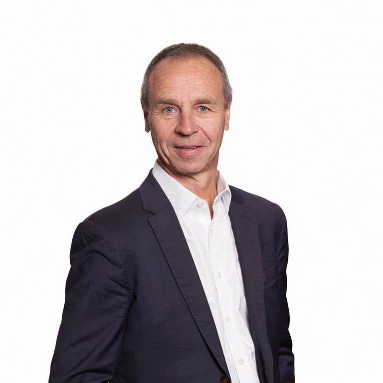 Ian Bull